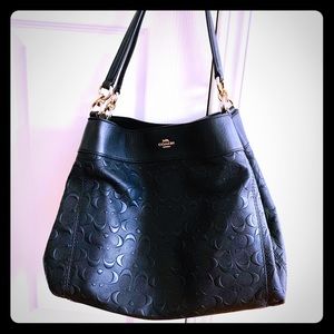 AUTHENTIC COACH PURSE